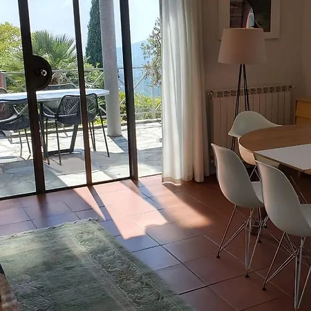 Casa Rossa, Colle Lupi